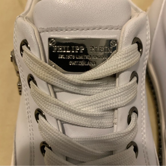 Philipp Plein white sneakers with skull and zipper decoration - Picture 9 of 13